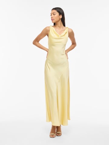 VILA Avondjurk 'ViBea' in Geel