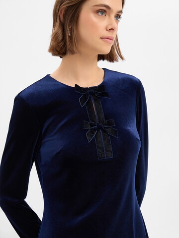 Robe Marie Lund en bleu