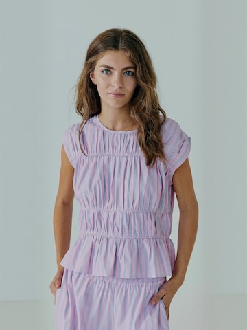 NORR Top ' Emely ' in Blue: front