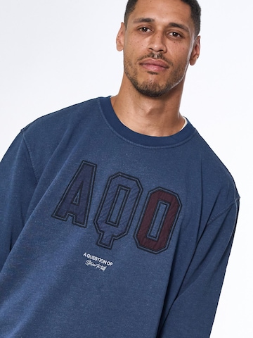 A Question Of (AQO) Sweatshirt 'Sky Captain' i blå