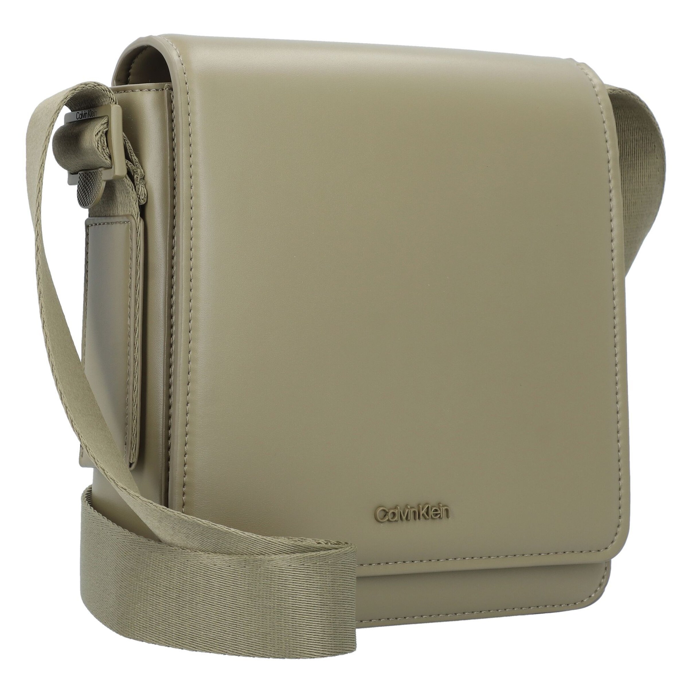 Calvin Klein Umhängetasche 'Minimal Focus ' in Grün