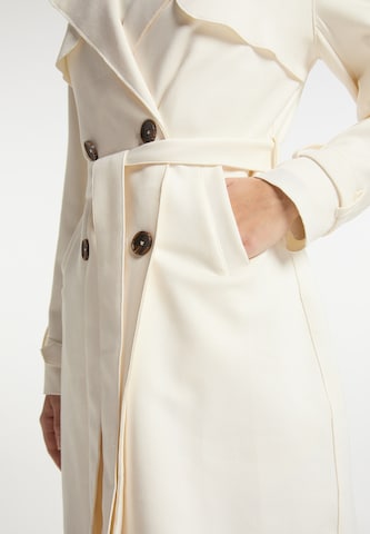DreiMaster Vintage Between-Seasons Coat in White