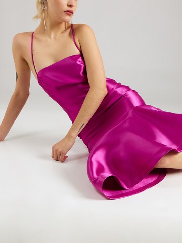 Robe Nasty Gal en rose