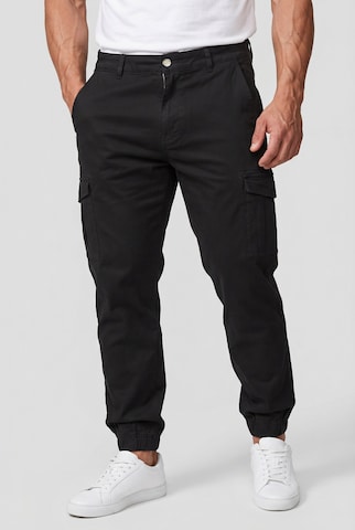 Men Plus Regular Cargo trousers in Black