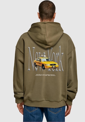 MT Upscale Sweatshirt 'NY Taxi' in Grün: predná strana