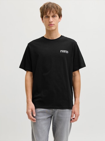 JJ Rebel Póló 'JREBHAYDEN' - fekete: elől