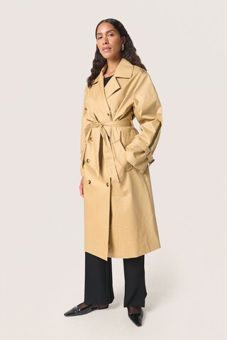SOAKED IN LUXURY Between-seasons coat 'Favne' in Beige