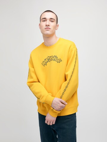 Sweat-shirt 'MARTINSHOF' ABOUT YOU x StayKid en jaune : devant