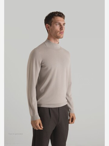 Pullover di MAERZ Muenchen in beige: frontale