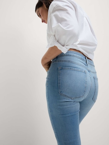 Coupe slim Jean Marks & Spencer en bleu