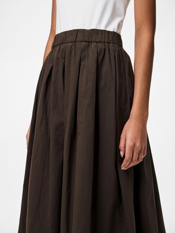 Jupe 'PCJamalla' PIECES en marron