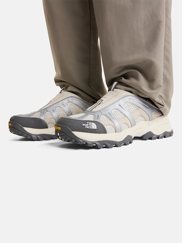 Chaussure à lacets 'Hedgehog 06 RVST Mule' THE NORTH FACE en gris