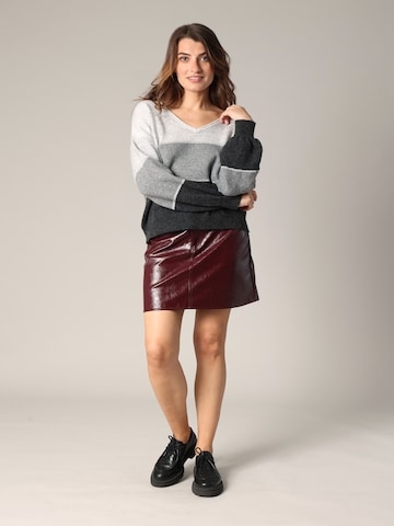Pull-over 'LODINA' Deeluxe en gris