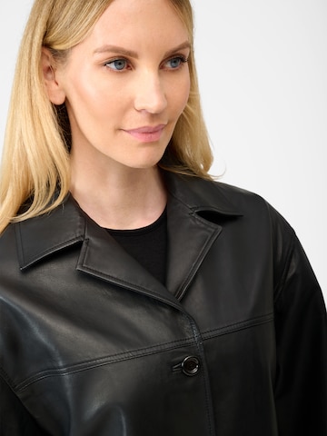 Veste mi-saison 'Beatrice' RICANO en noir