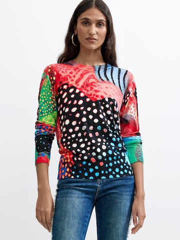 Pulover de la Desigual pe negru: față