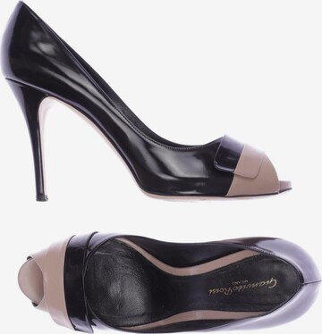 Gianvito Rossi Pumps 40,5 in Schwarz: predná strana