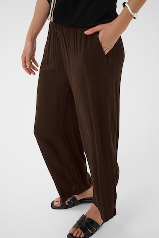 Kaffe - Loosefit Calças 'KADacia Amber' em castanho