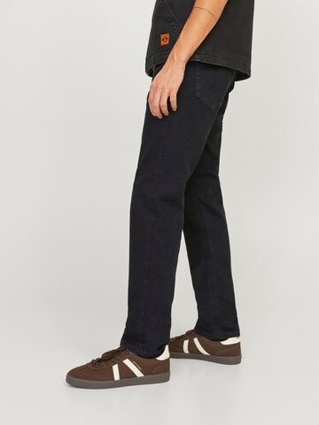 JACK & JONES Regular Jeans 'Mike' i svart