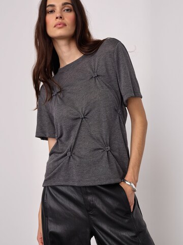 Top ' TaniaCC ' di co'couture in grigio: frontale