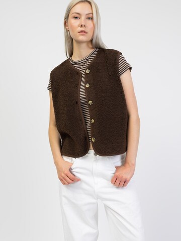 BROKE + SCHÖN Knitted Vest in Brown