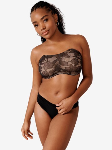 Next Minimiser Bra in Black: front