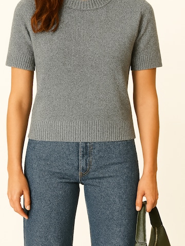 WEARABLE STORIES Sweater 'Nina' in Grey
