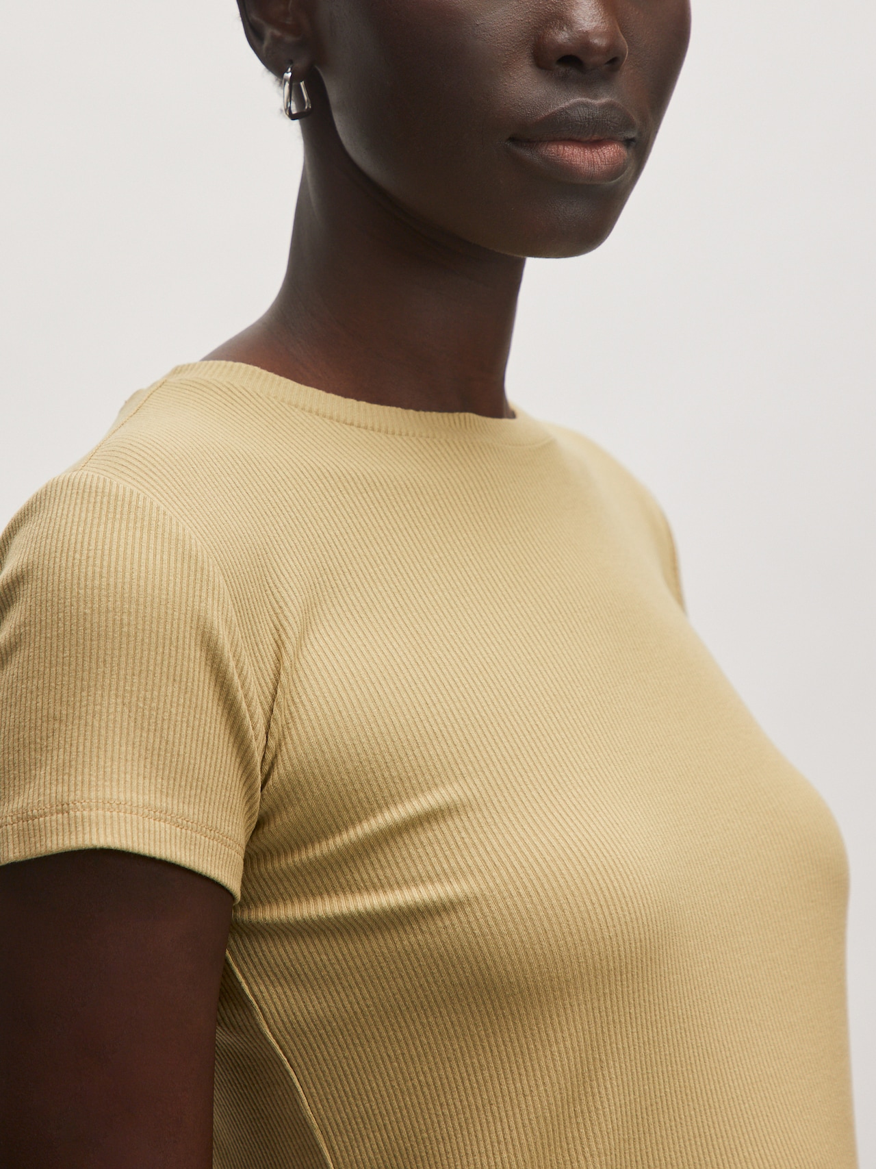 EDITED Produits T-shirt 'Naara' marron