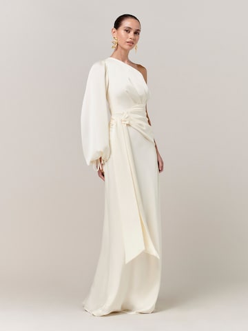 balta Sável Vakarinė suknelė 'Pollie'