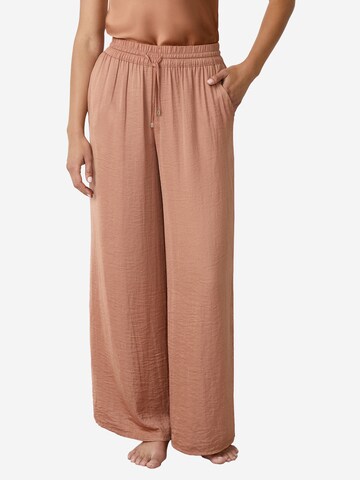 Pantaloncini da pigiama di ETAM in beige: frontale