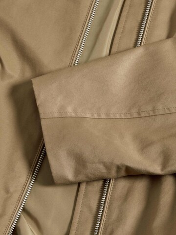 Marks & Spencer Tussenjas in Beige