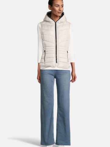 New View Sportbodywarmer in Beige