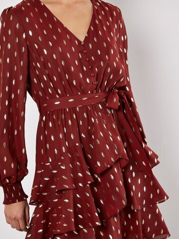 Robe ' ' Apricot en rouge