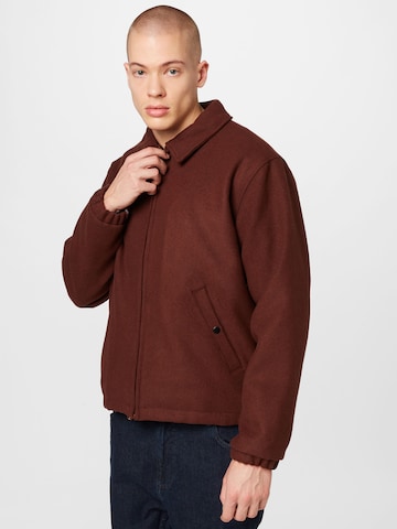 Veste mi-saison 'Harrington' BURTON MENSWEAR LONDON en marron : devant