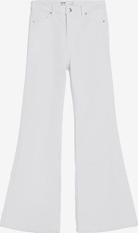 Bershka Flared Jeans in White: front