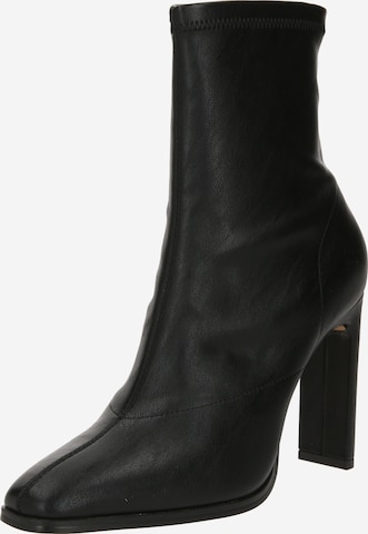 Bottines 'Orla' TOPSHOP en noir : devant