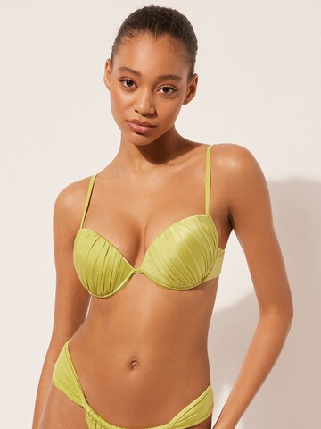 CALZEDONIA T-Shirt Bikinitop in Gelb: Vorderseite