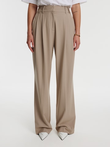 Loosefit Pantaloni 'Berte' di EDITED in beige: frontale