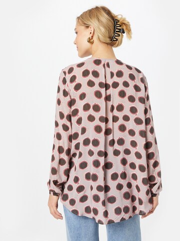 Cartoon Blouse in Roze