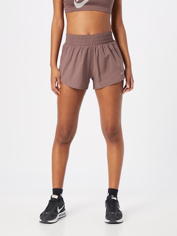 NIKE Regular Sportshorts in Lila: predná strana