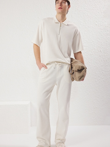 Trendyol Póló - bézs