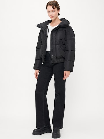 Only Tall Between-season jacket 'ONLTAMARA' in Black