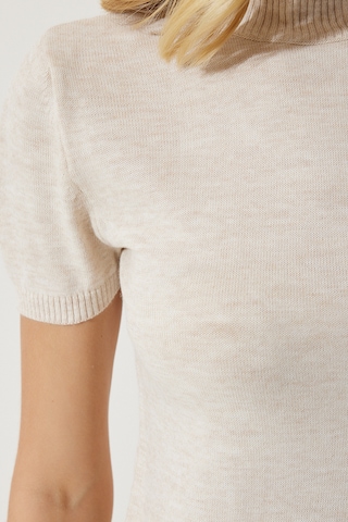 Happiness İstanbul Trui in Beige