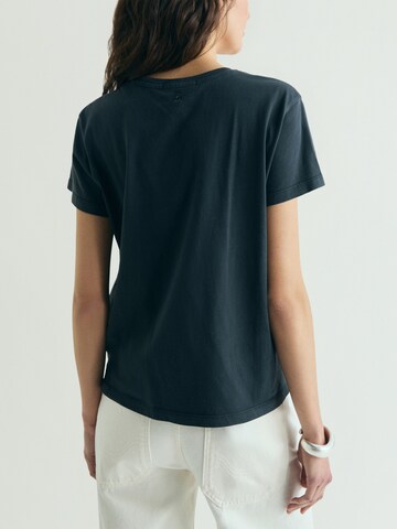 Scalpers Póló - fekete