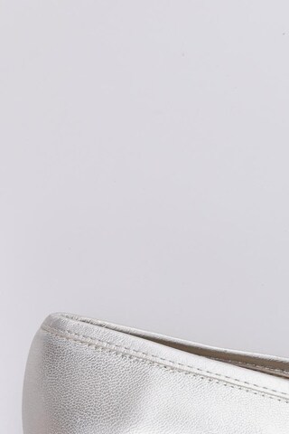 heine Flats & Loafers in 36 in Silver