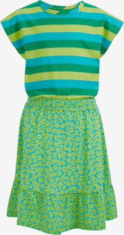 WE Fashion Dress in Green: front