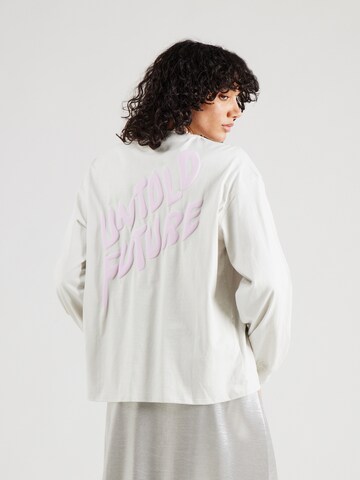 Monki Shirt in Grey