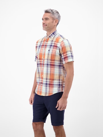 LERROS Regular Fit Kariertes Kurzarmhemd aus Baumwolle und Leinen in Weiß