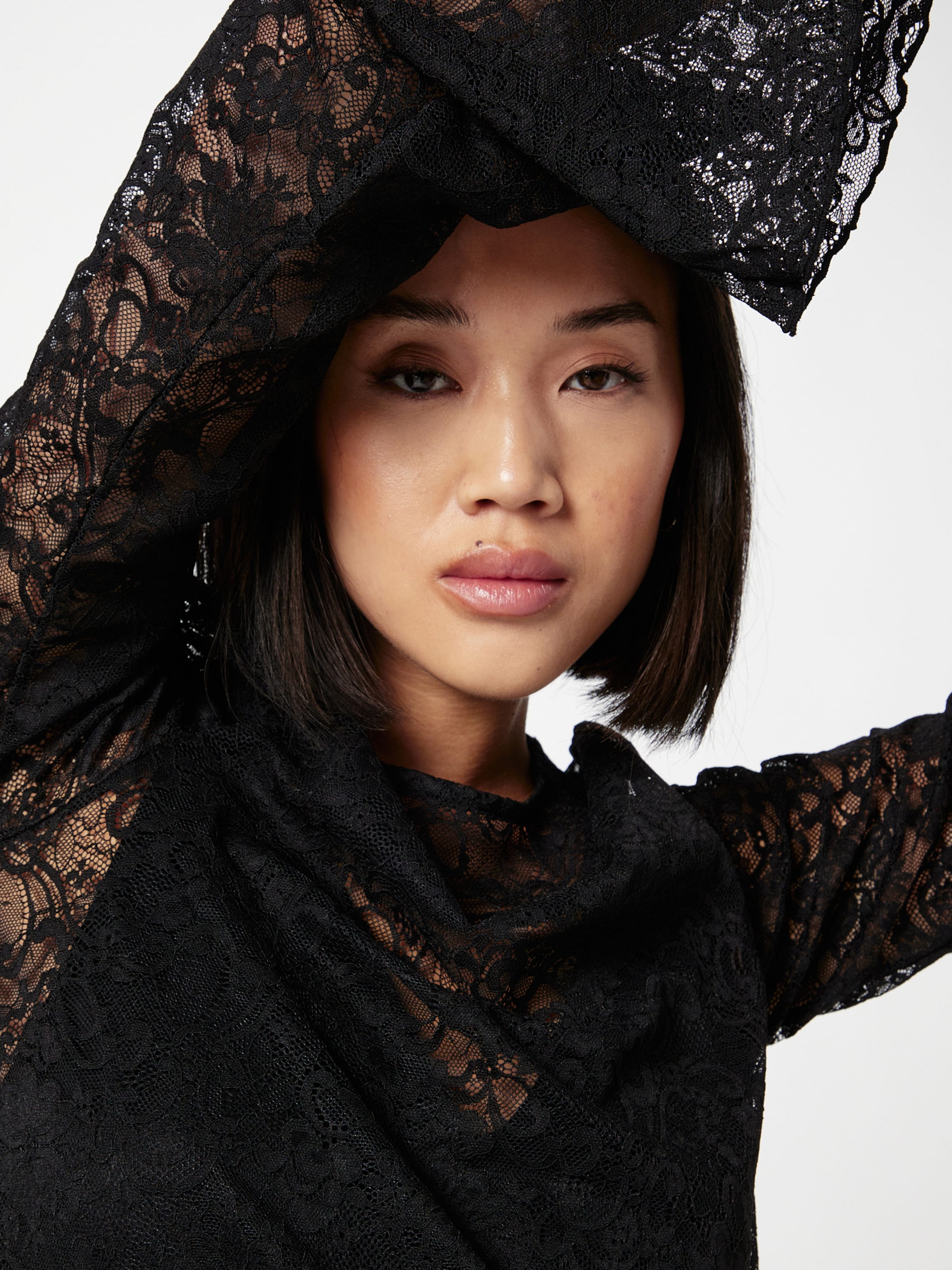 Monki Jurk in Zwart ABOUT YOU