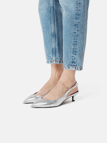 L37 HANDMADE SHOES Slingpumps 'ELEGANCE ESSENCE' in Zilver