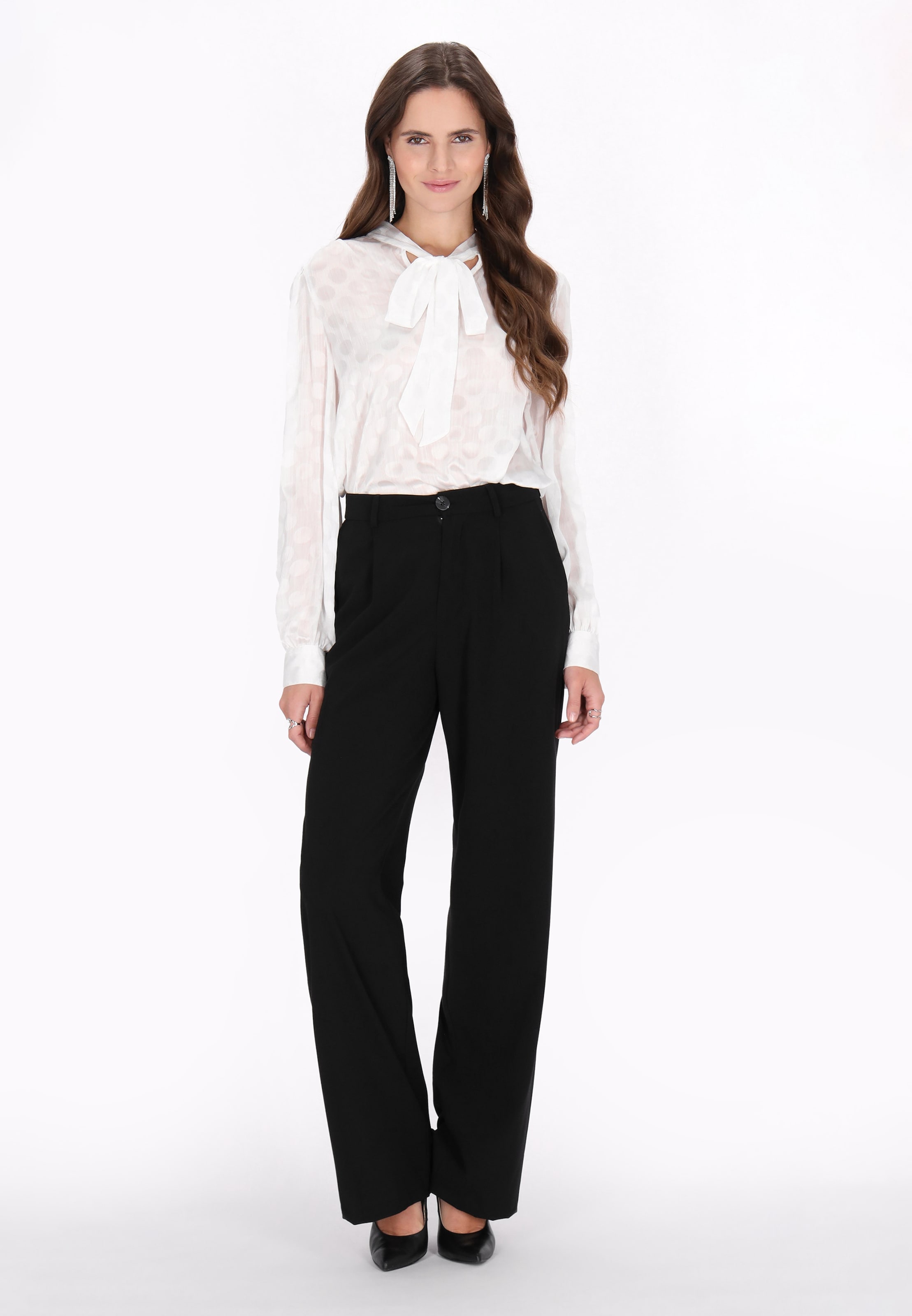 NAEMI - Blusa em branco
